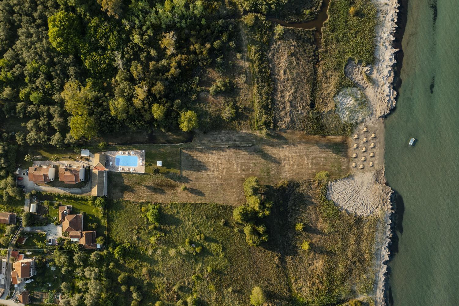 Parakladi Seaside Retreat Leilighet Lefkímmi Eksteriør bilde